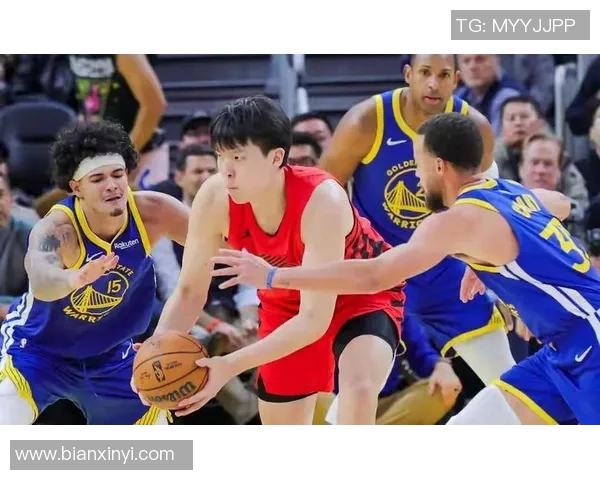 杨瀚森替补3分2篮板库里7分11助攻 勇士轻取开拓者